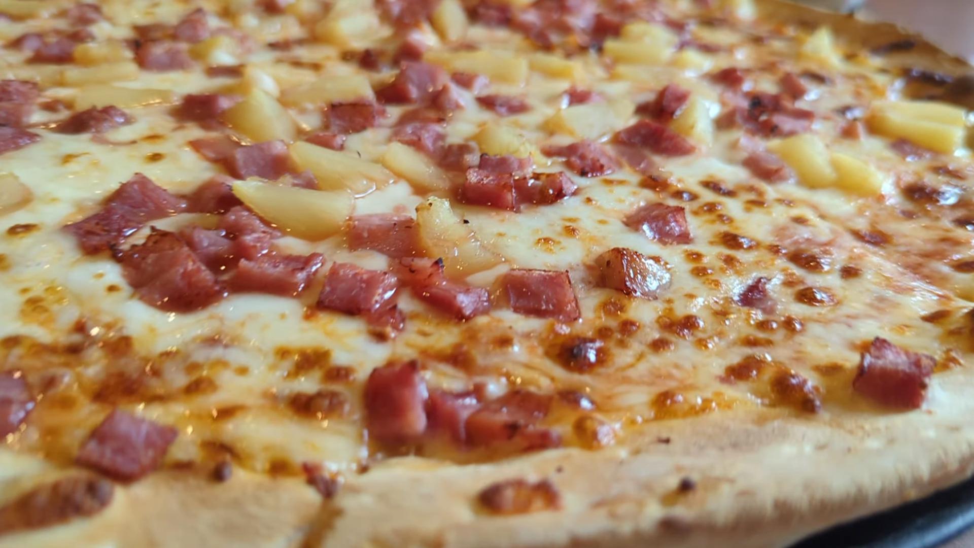 Tony's Pizza